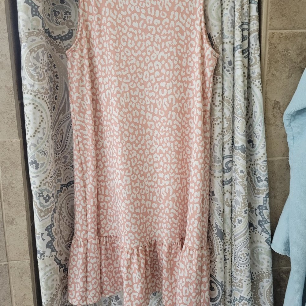 Pixi & ivy pink leopard dress